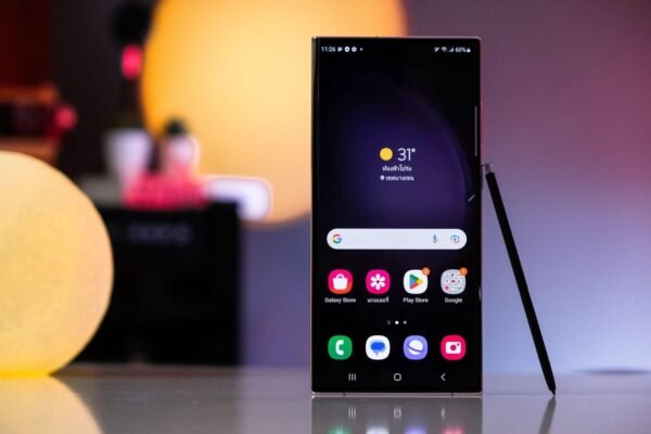 How to remotely access an Android phone